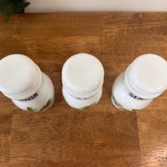 Vintage Italian Milk Glass Spice Jars Cannella Pepe Senape Fruit Opalex Style - Picture 3 of 8